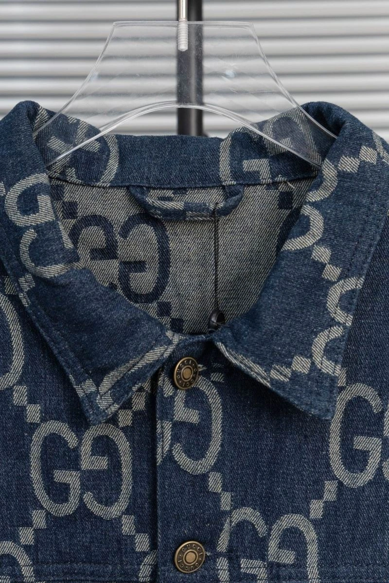 ModernLook Gucci Outwear 128105