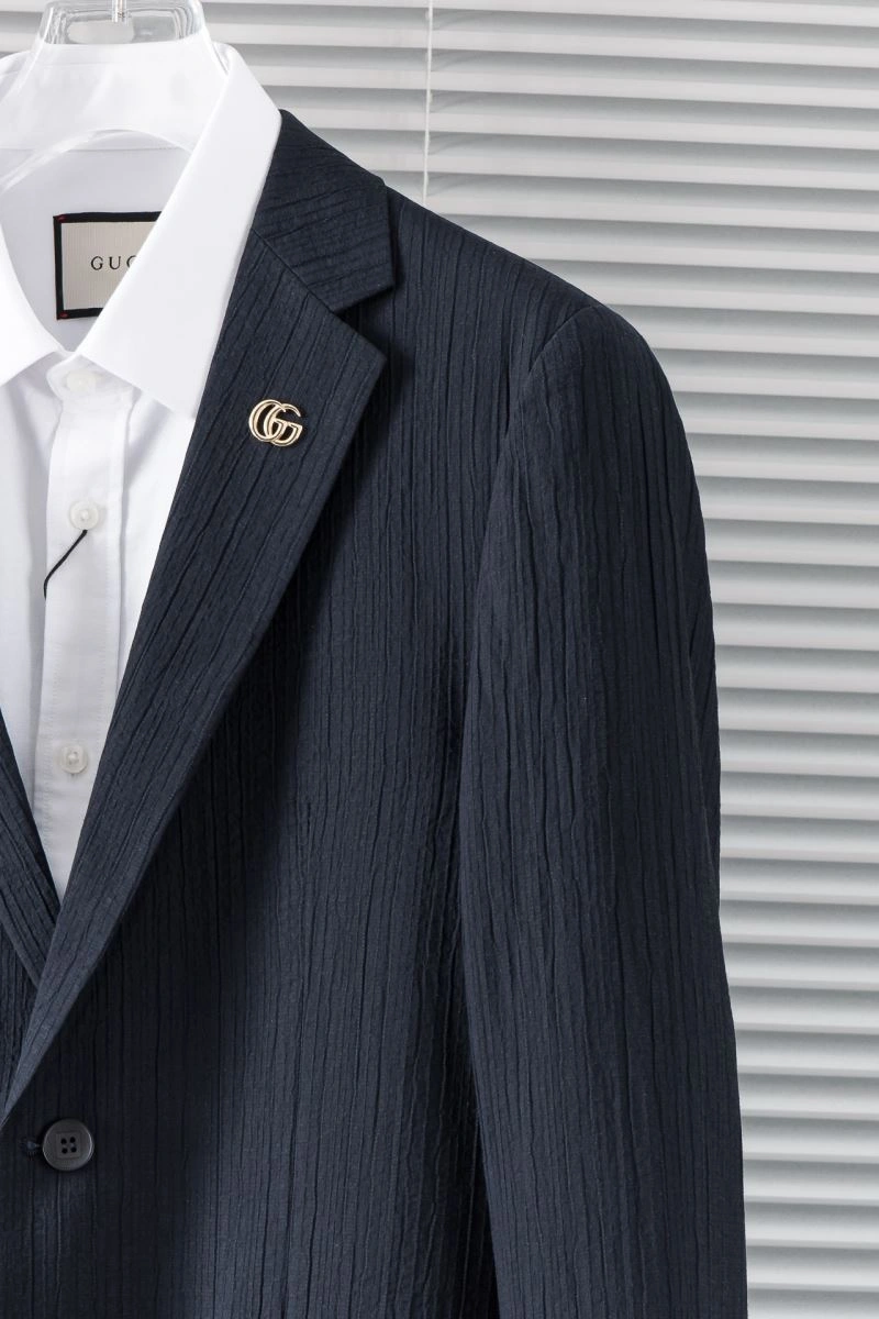 Premium Gucci Outwear 128113