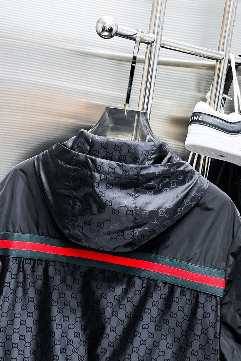 Gucci Outwear Breathable 128118