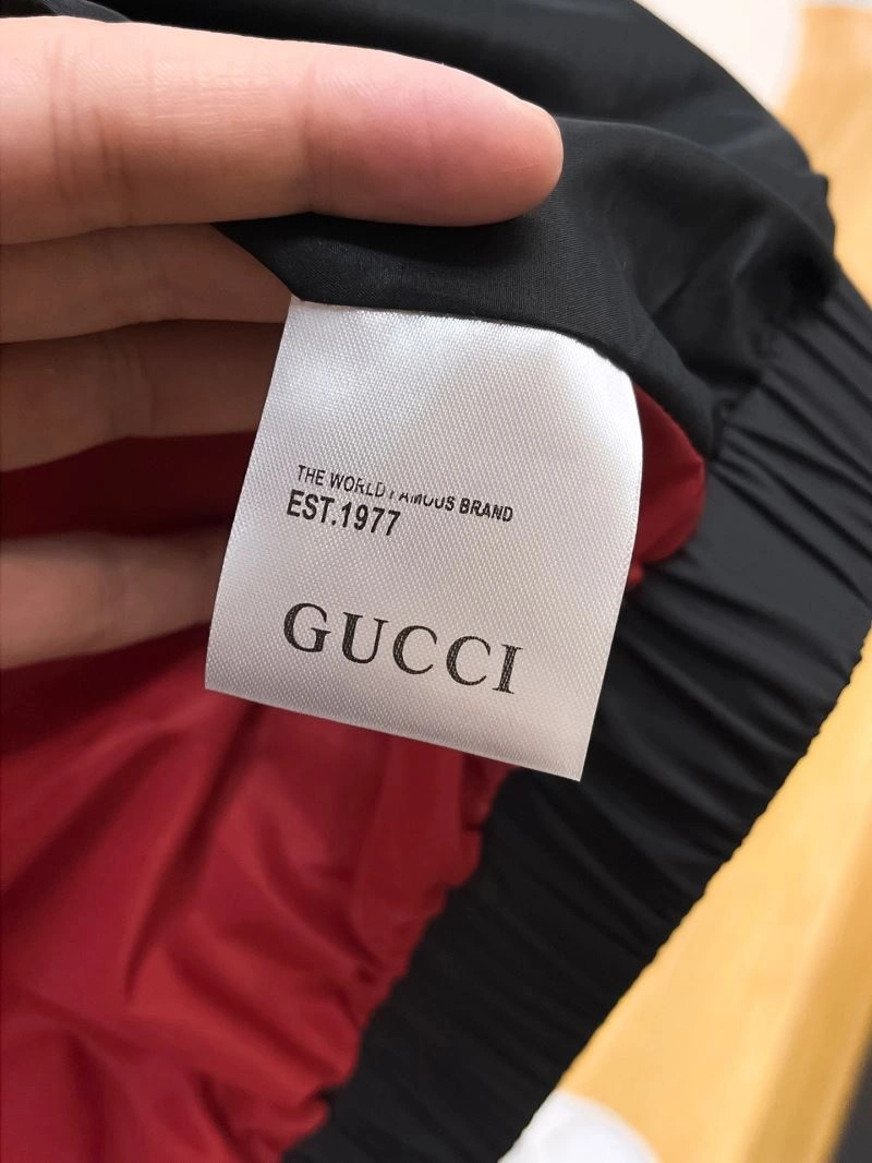 Gucci Outwear Breathable 128091