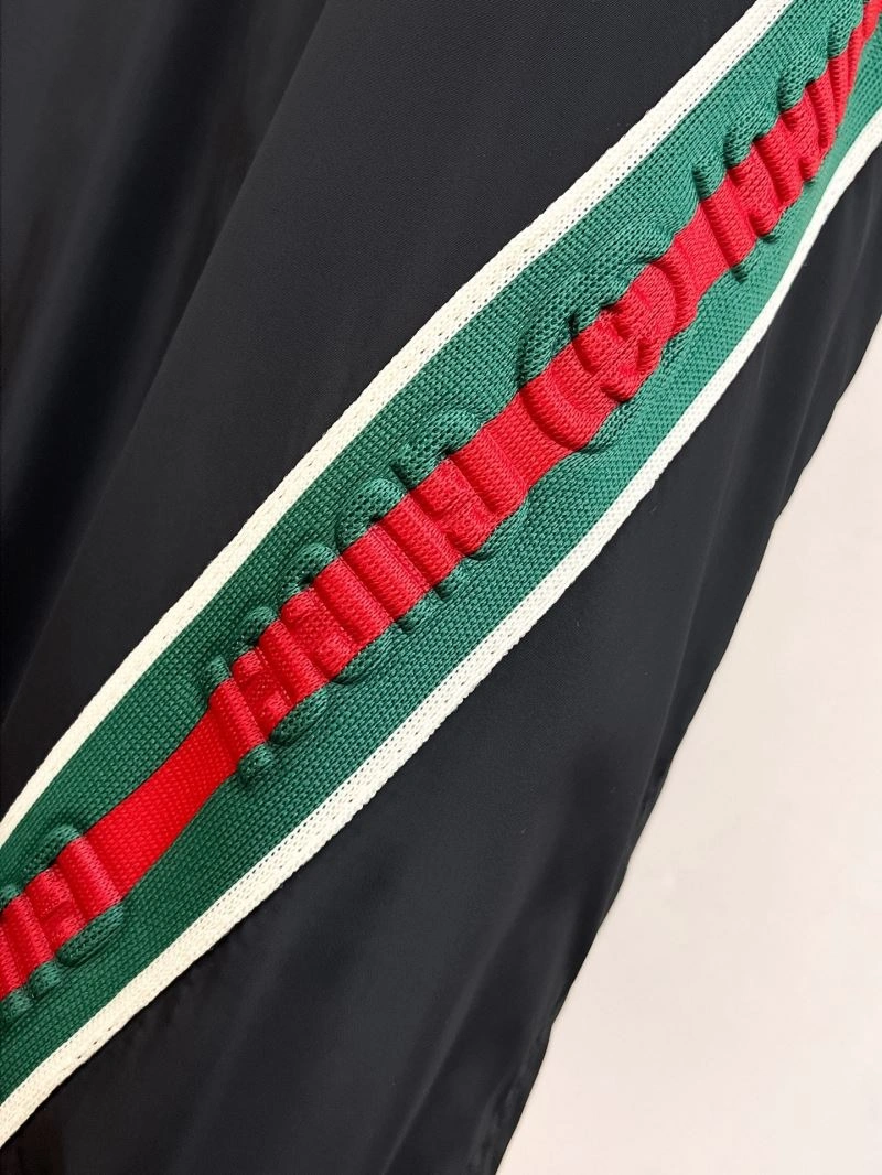 Gucci Outwear Breathable 128091