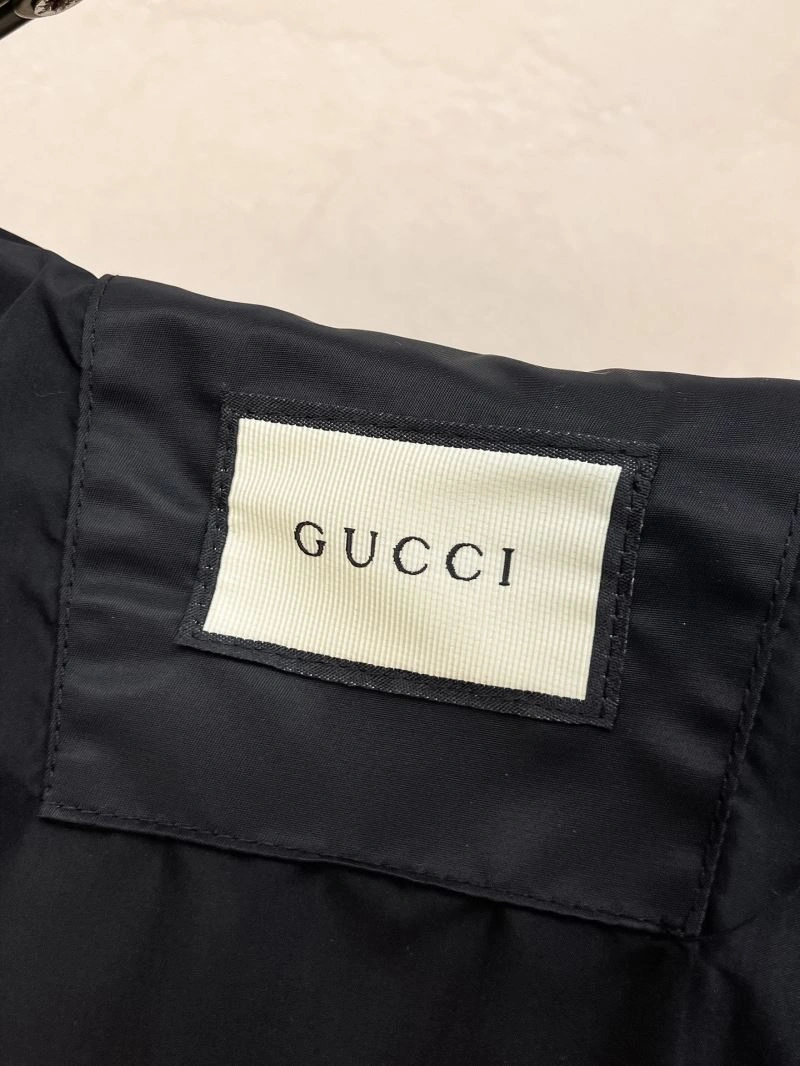 Gucci Outwear Soft 128086