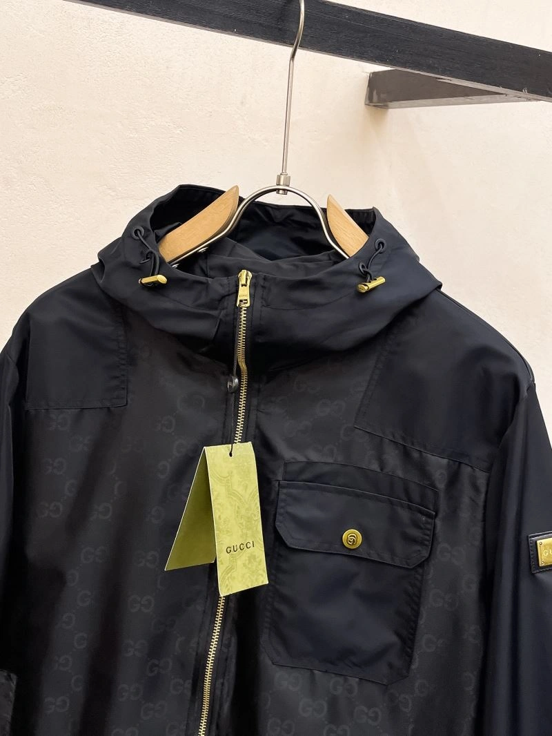 Gucci Outwear Soft 128086