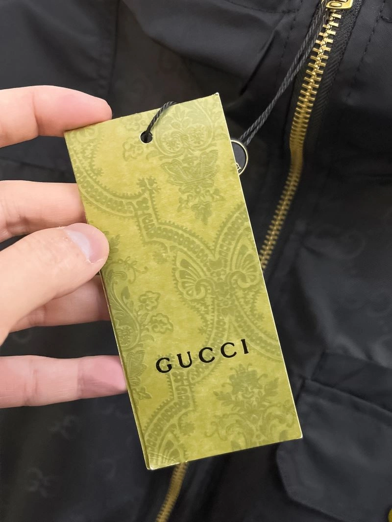 Gucci Outwear Soft 128086