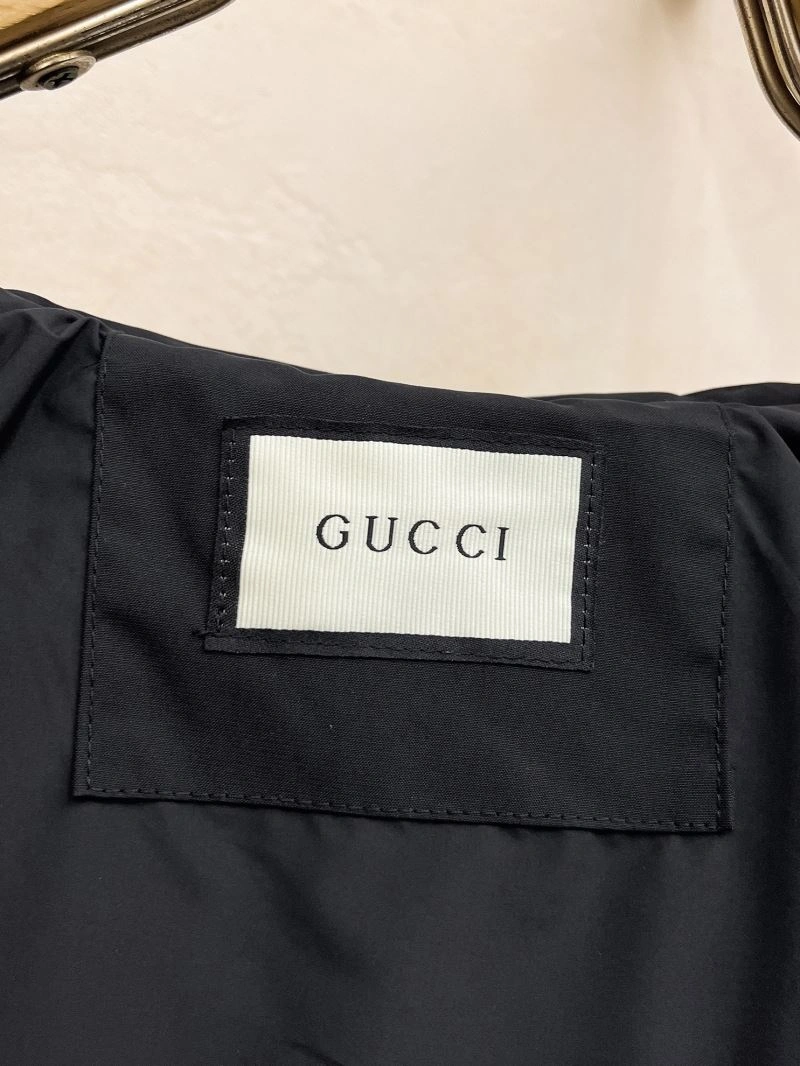 Gucci Outwear FashionForward 128085