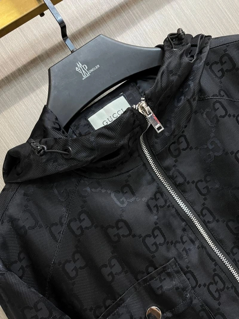 Gucci Outwear Trendy 128081