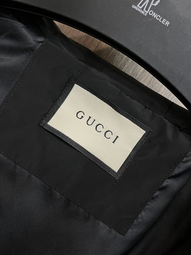 Gucci Outwear Soft 128075