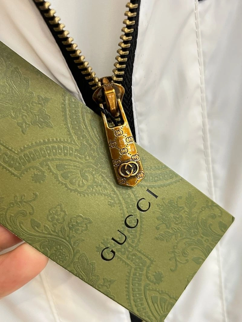Compact Gucci Outwear 128054