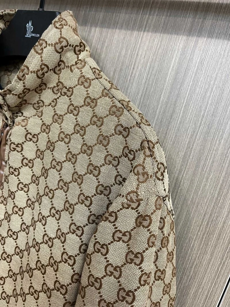 WeatherProof Gucci Outwear 128072