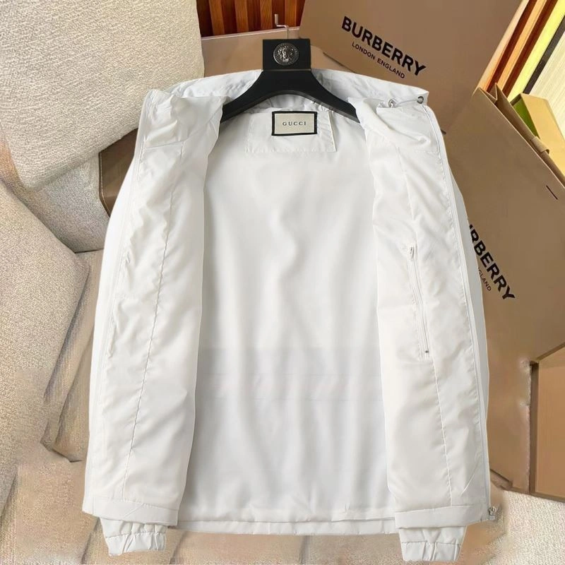 Stylish Gucci Outwear 128055
