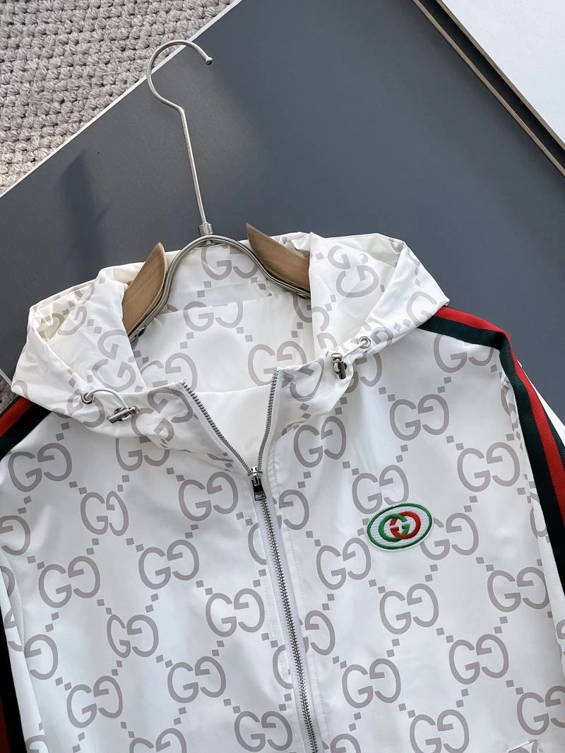 Compact Gucci Outwear 128060