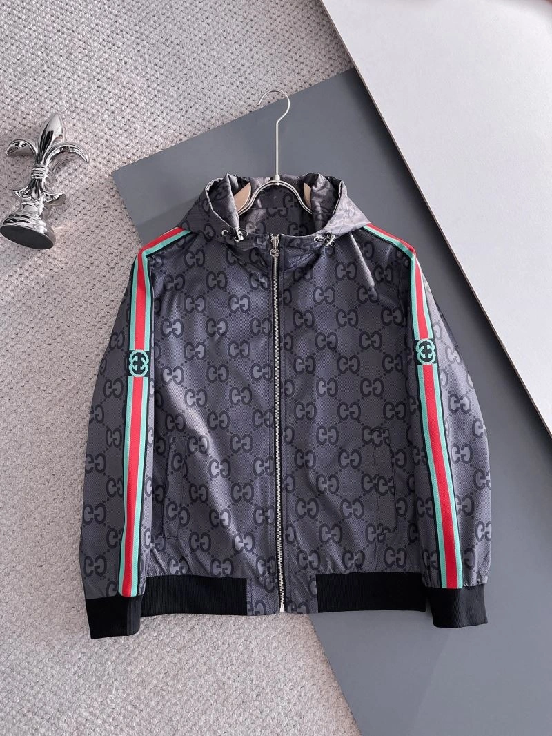 Practical Gucci Outwear 128067