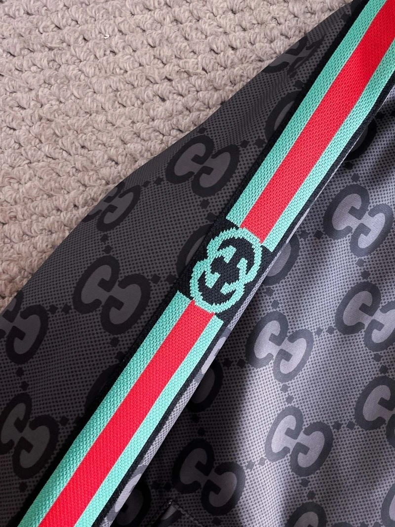 Practical Gucci Outwear 128067
