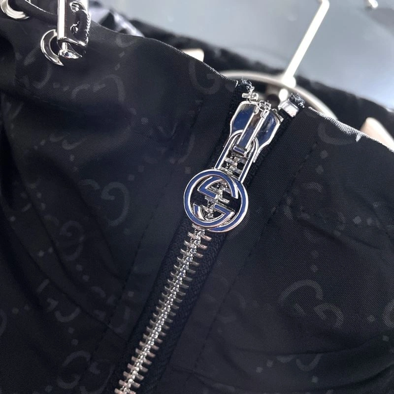 Contemporary Gucci Outwear 128047