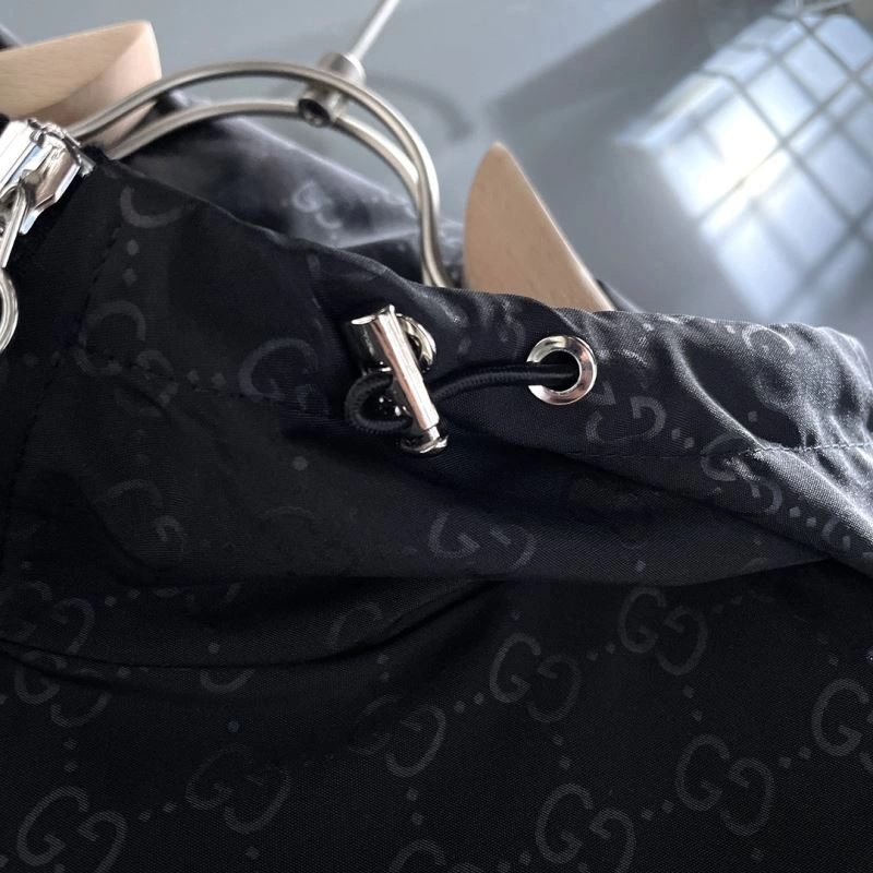Contemporary Gucci Outwear 128047