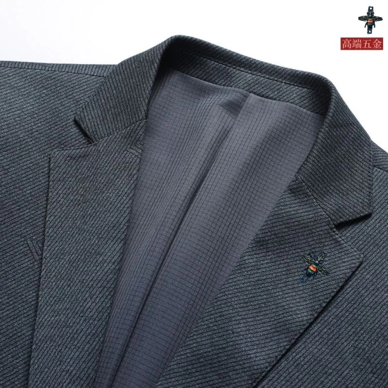UrbanChic Gucci Outwear 128043
