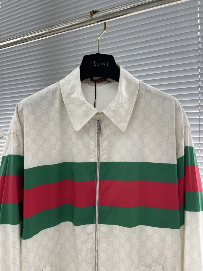 Timeless Gucci Outwear 128012