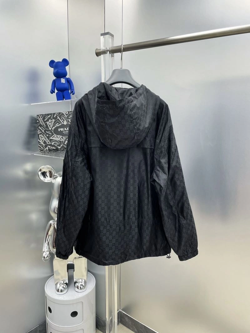 Practical Gucci Outwear 128033