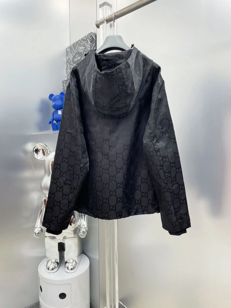 Soft Gucci Outwear 128025