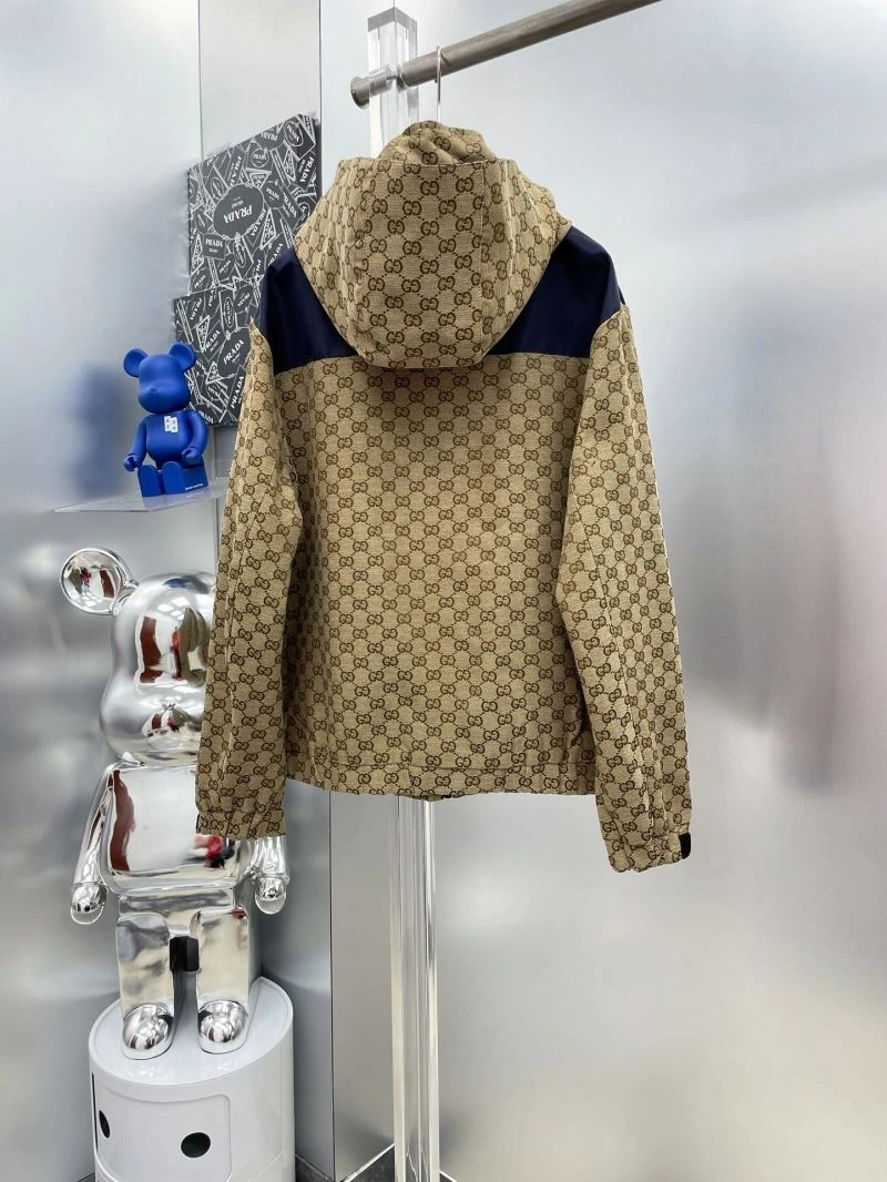 Seasonal Gucci Outwear 128027
