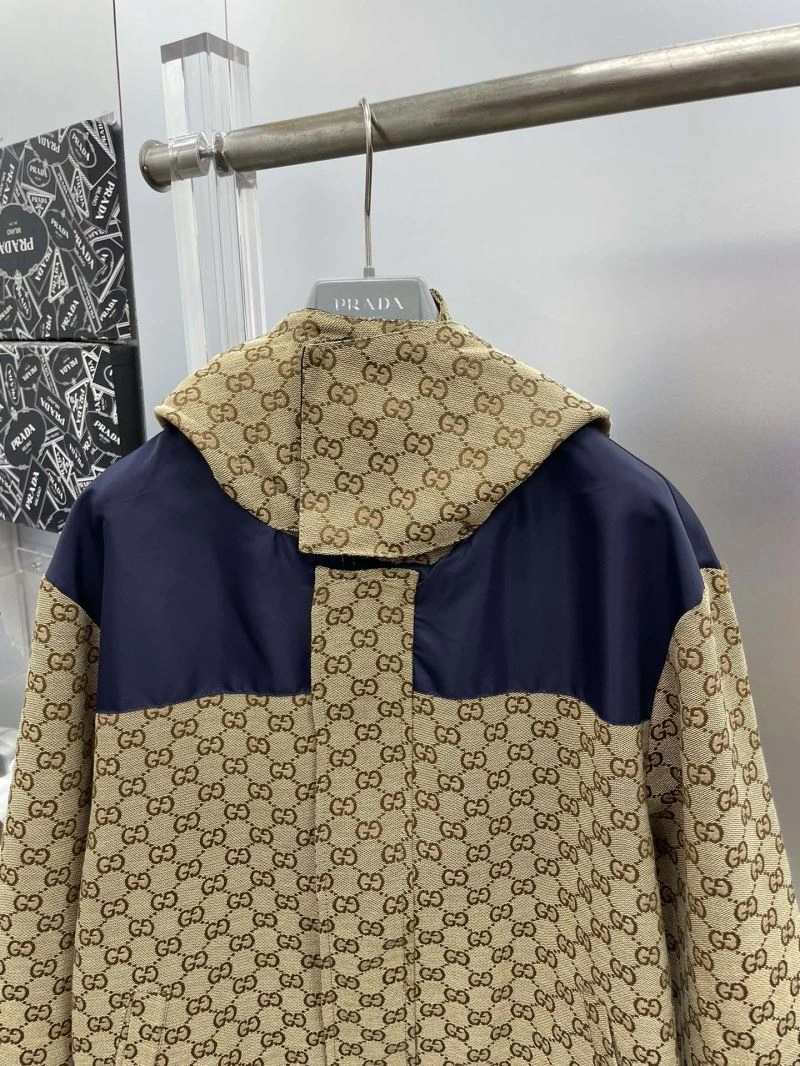 Seasonal Gucci Outwear 128027