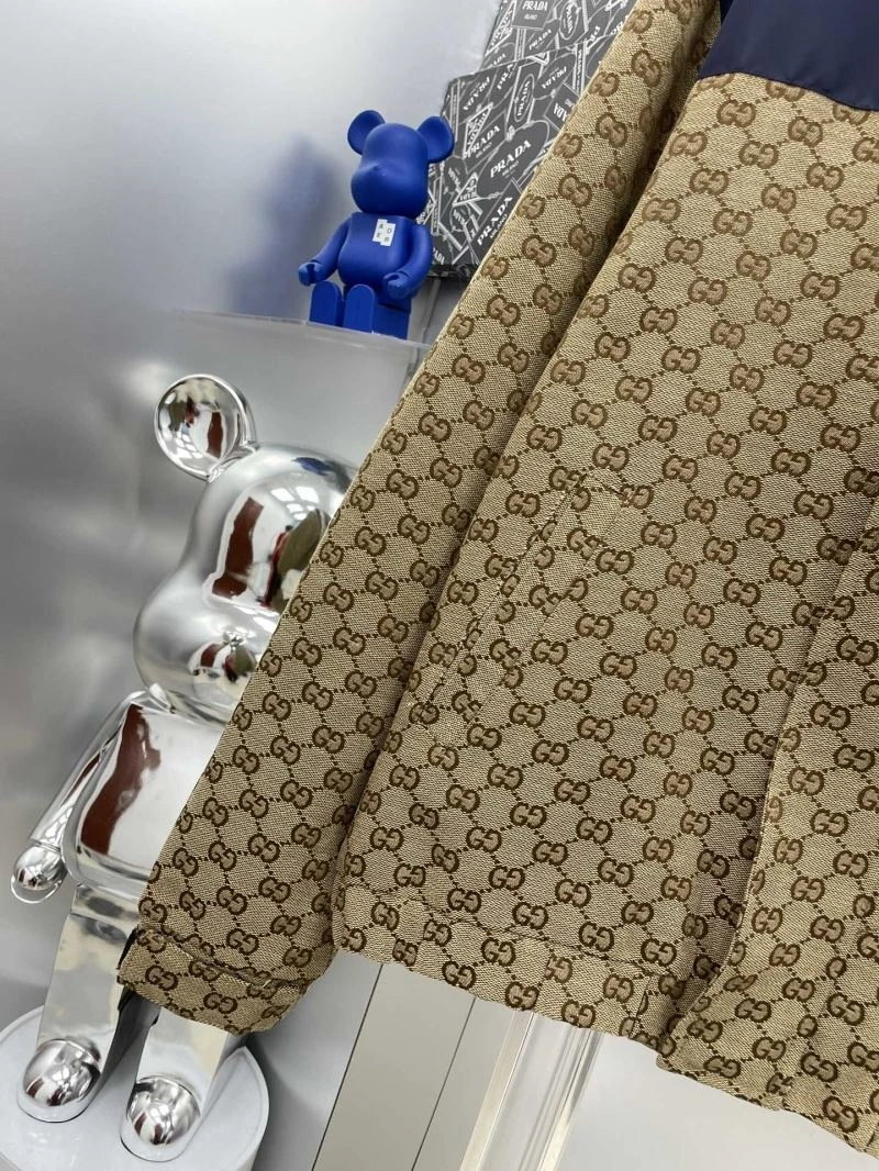 Seasonal Gucci Outwear 128027