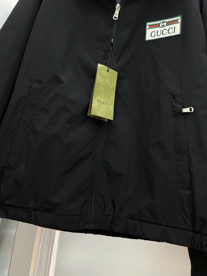 Effortless Gucci Outwear 128037