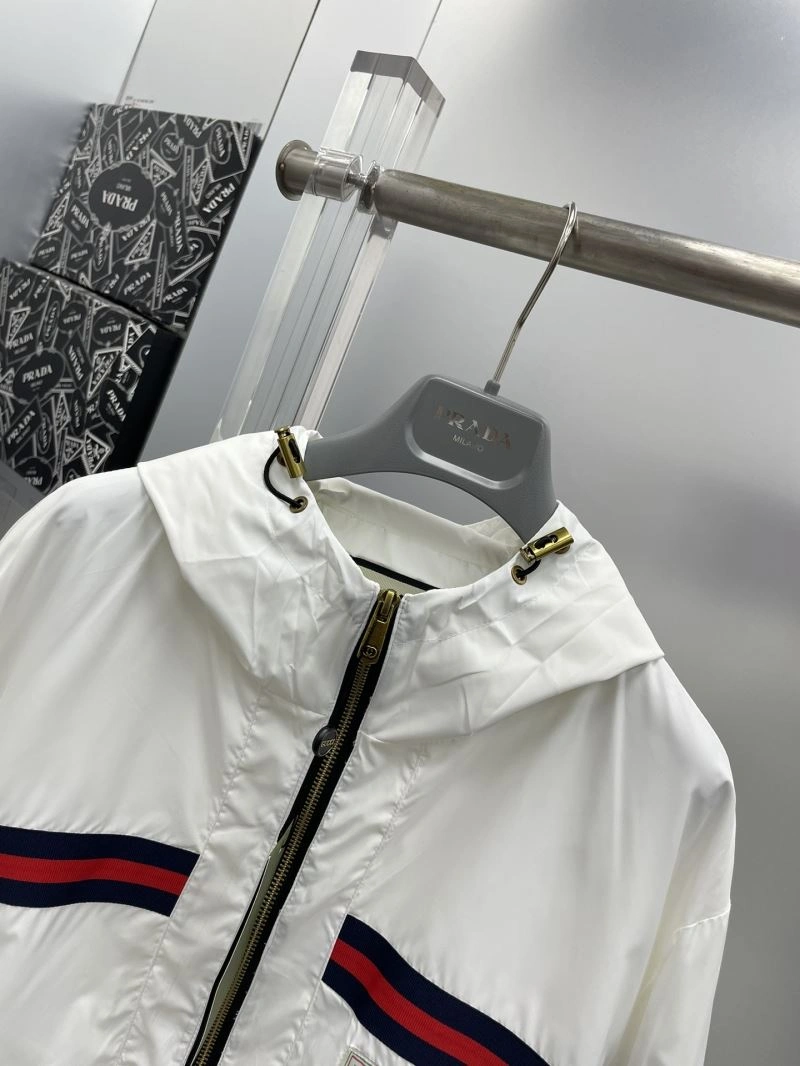 Tailored Gucci Outwear 128036
