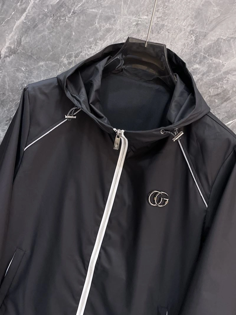 Neat Gucci Outwear 128005