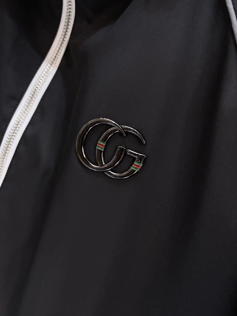 Neat Gucci Outwear 128005