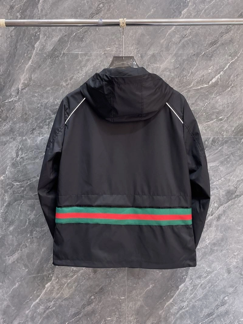 Neat Gucci Outwear 128005