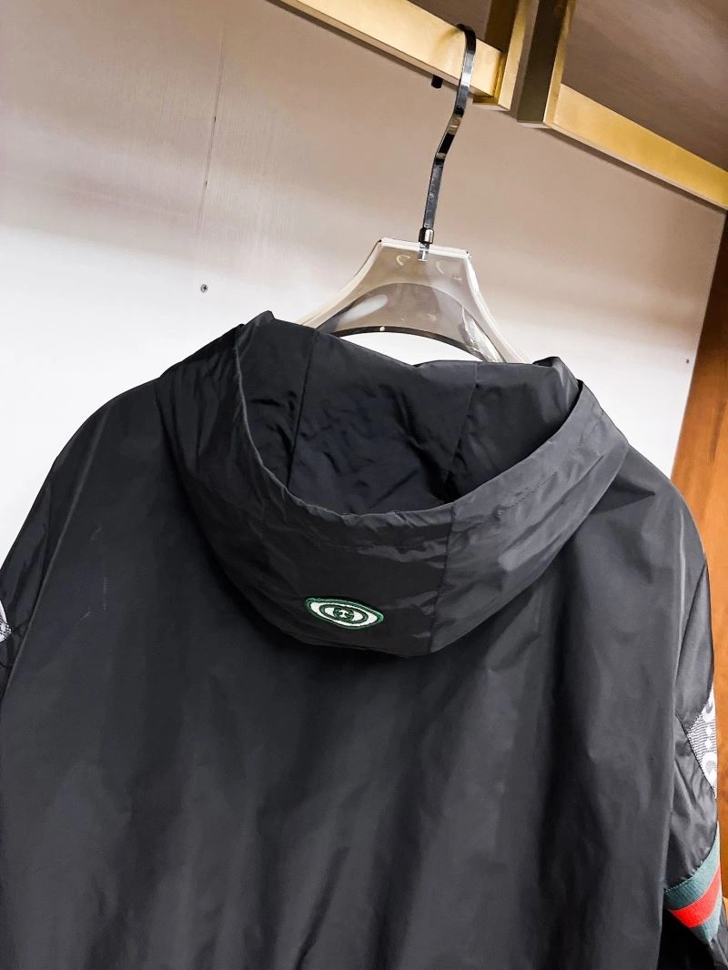 Gucci Outwear FreshLook 127749