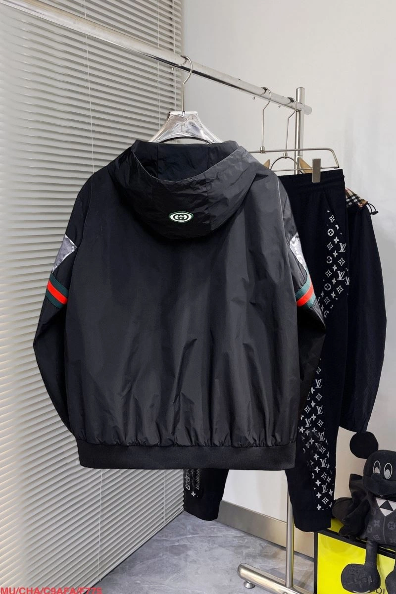 Gucci Outwear FreshLook 127749