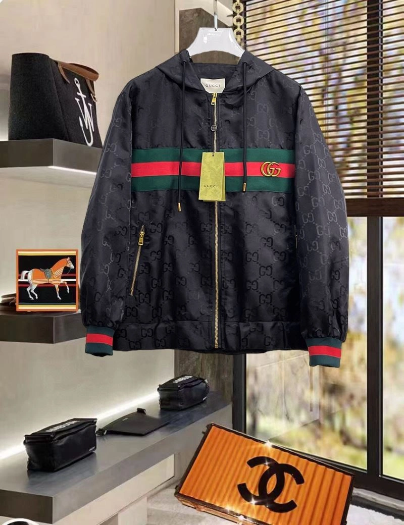 Compact Gucci Outwear 127713