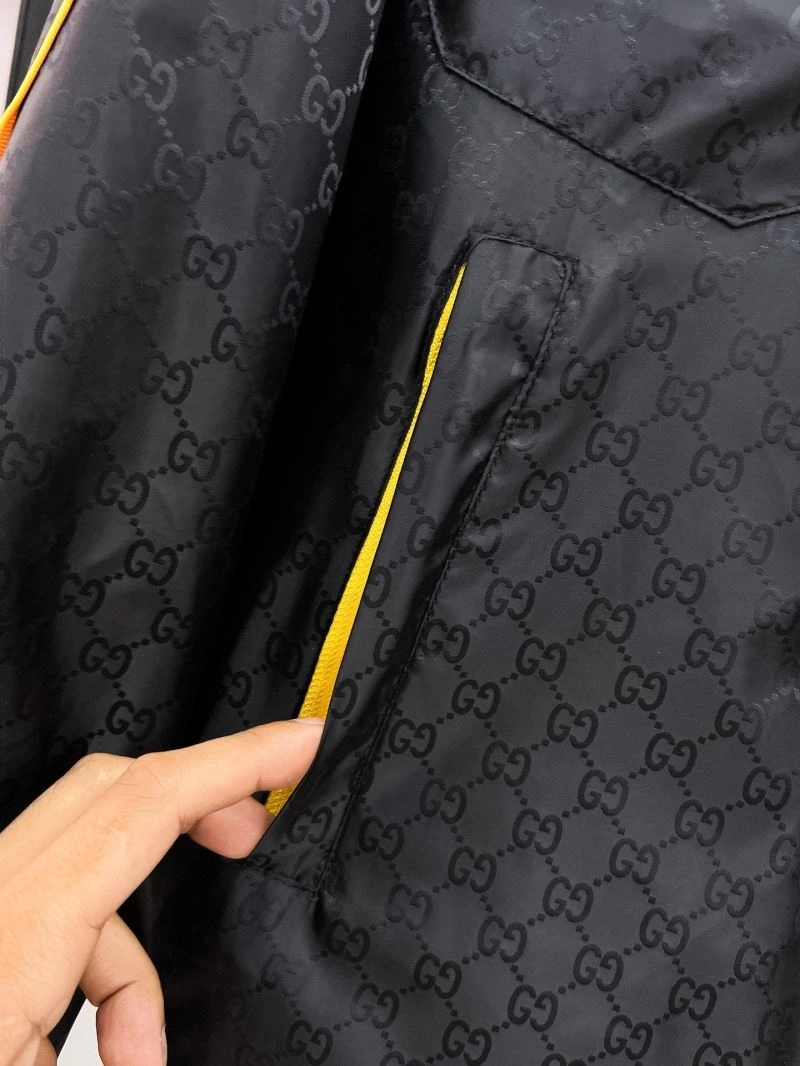 Comfortable Gucci Outwear 127710
