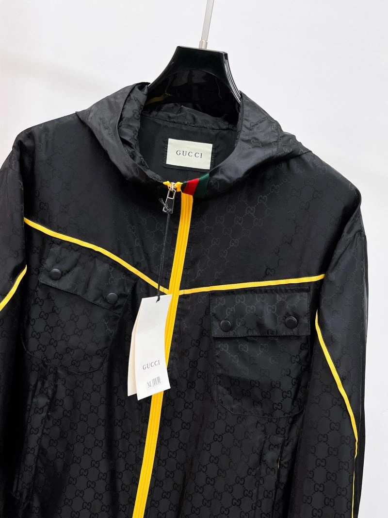 Comfortable Gucci Outwear 127710