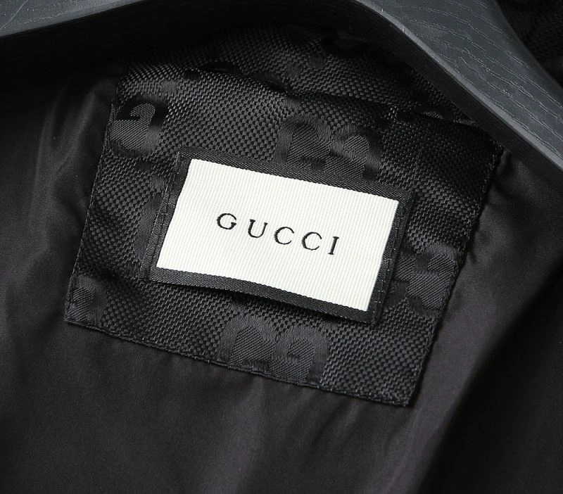 Gucci Outwear FlexibleFit 127684