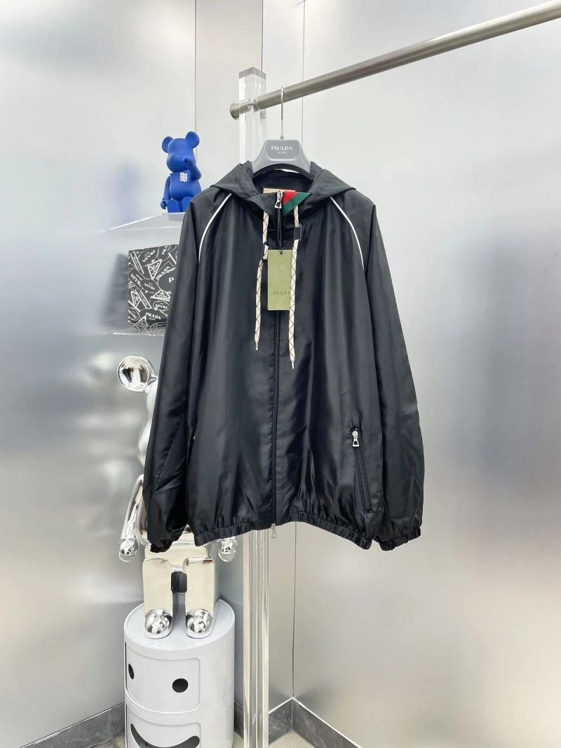 Gucci Outwear Modern 127678