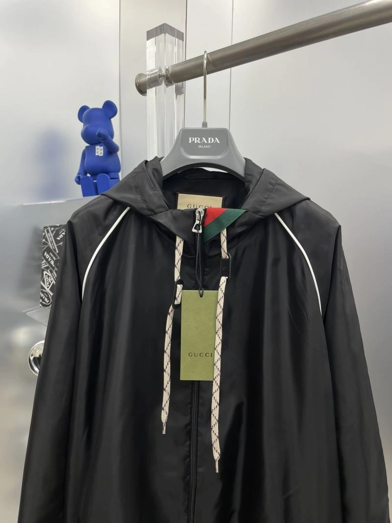 Gucci Outwear Modern 127678