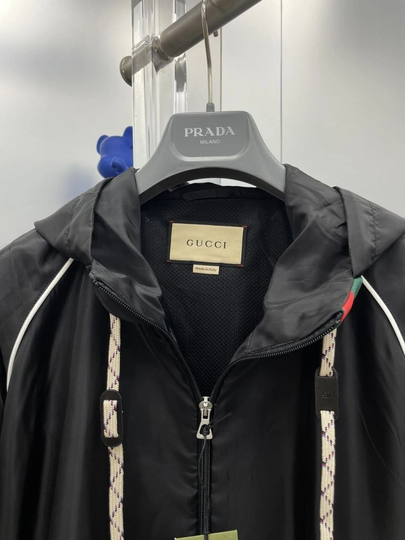 Gucci Outwear Modern 127678