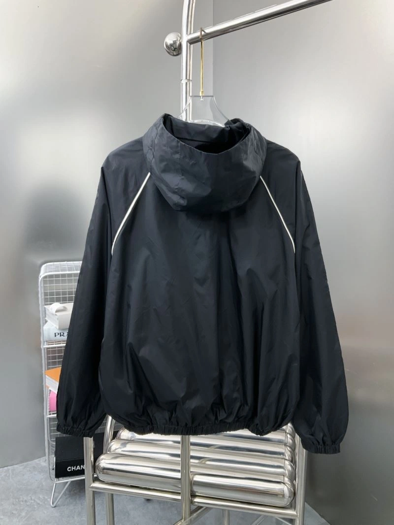 Gucci Outwear GoodFit 127694