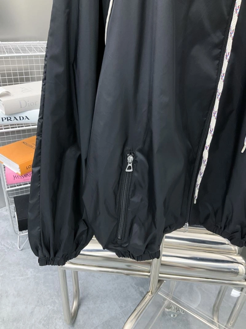 Gucci Outwear GoodFit 127694