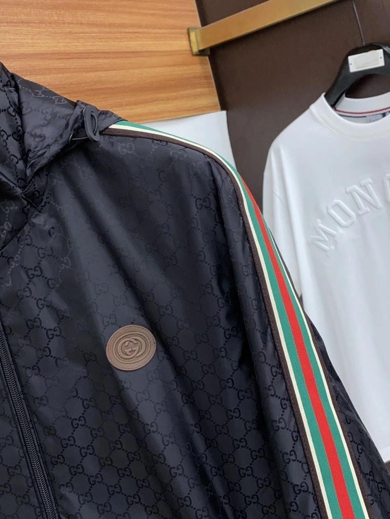 Gucci Outwear Breathable 127685