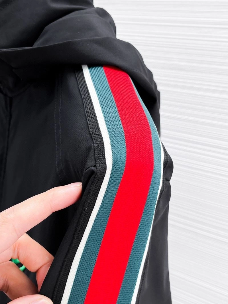 Gucci Outwear Unisex 127663
