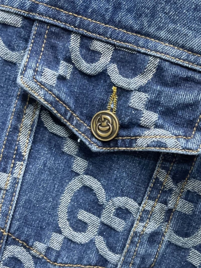 Durable Gucci Outwear 127660