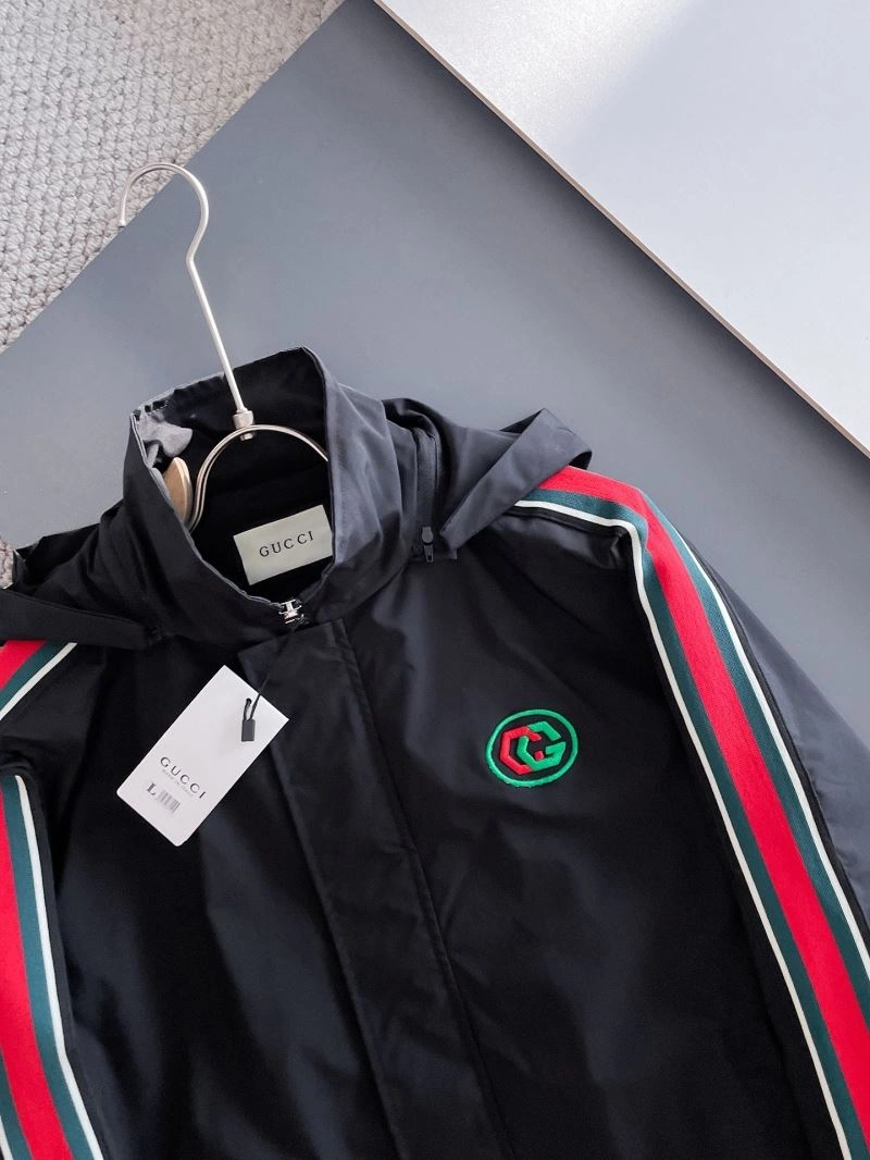 Gucci Outwear Bold 127655