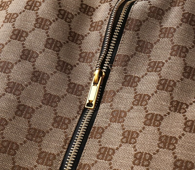 EasyMatch Gucci Outwear 127636