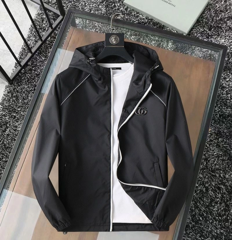 Gucci Outwear Effortless 127641