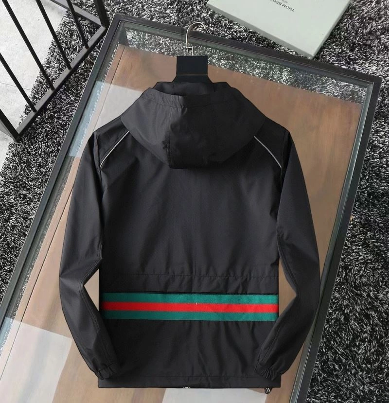 Gucci Outwear Effortless 127641