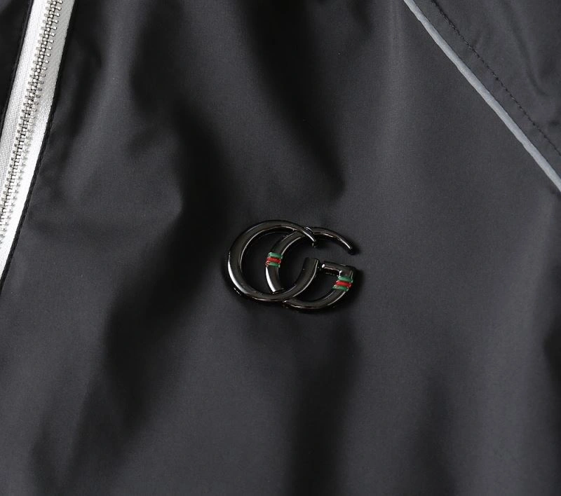 Gucci Outwear Effortless 127641